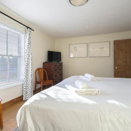Delightful Bird Sisters Cottage With Free Parking Brighton Bagian luar foto
