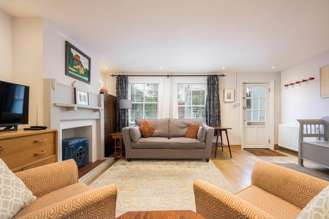 Delightful Bird Sisters Cottage With Free Parking Brighton Bagian luar foto