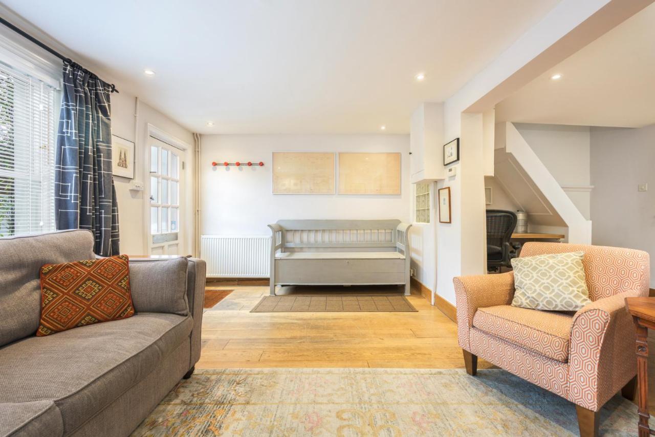 Delightful Bird Sisters Cottage With Free Parking Brighton Bagian luar foto