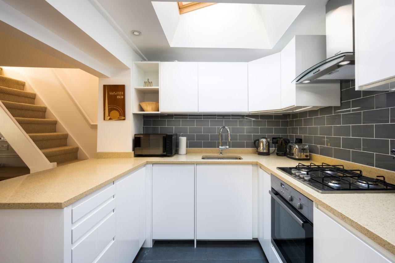 Delightful Bird Sisters Cottage With Free Parking Brighton Bagian luar foto