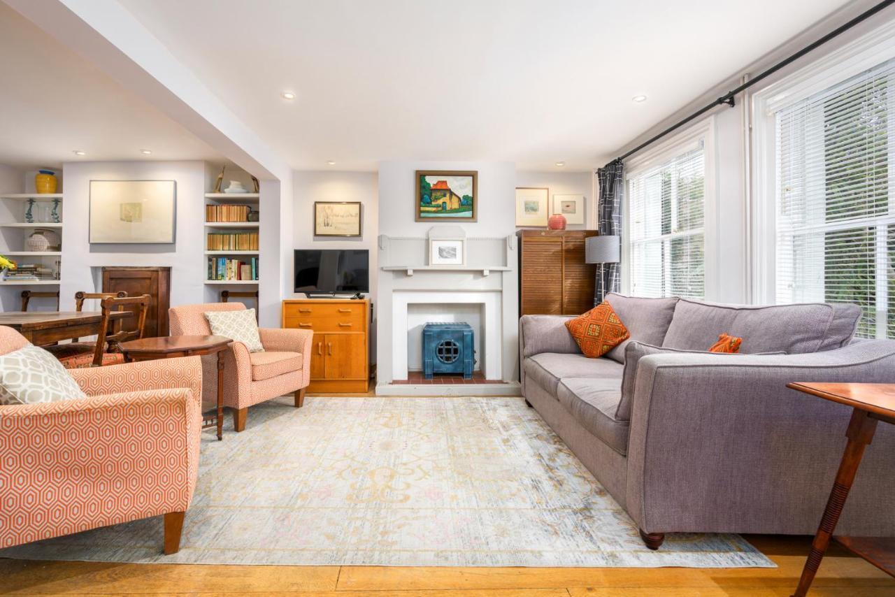 Delightful Bird Sisters Cottage With Free Parking Brighton Bagian luar foto