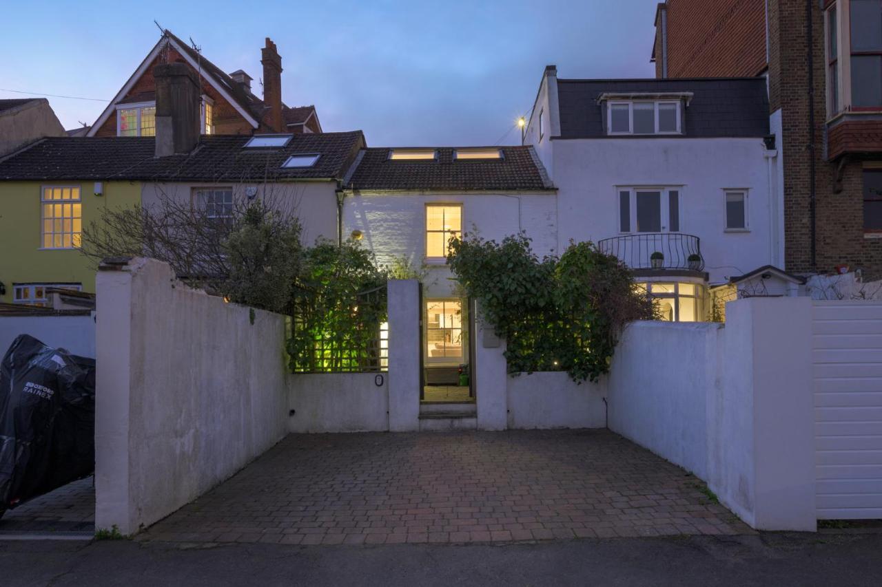 Delightful Bird Sisters Cottage With Free Parking Brighton Bagian luar foto